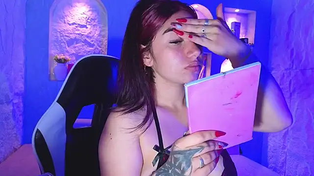 Sophia tf online show from March 2026 03:01:02 AM