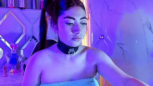 Sophia tf online show from March 2026 08:08:02 PM