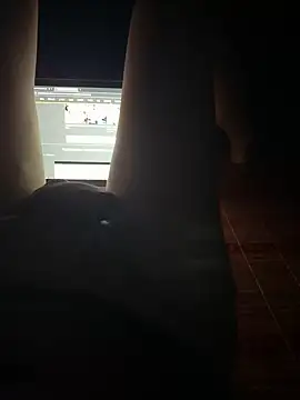 Snapshot of ehdwns chatting on October 2025 05:00:01 PM ehdwns online show from October 2025 05:00:01 PM