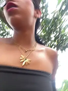 Emma  cumlovee online show from March 2026 09:50:01 PM