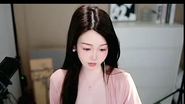 abbyli12 online show from March 2026 04:11:02 PM