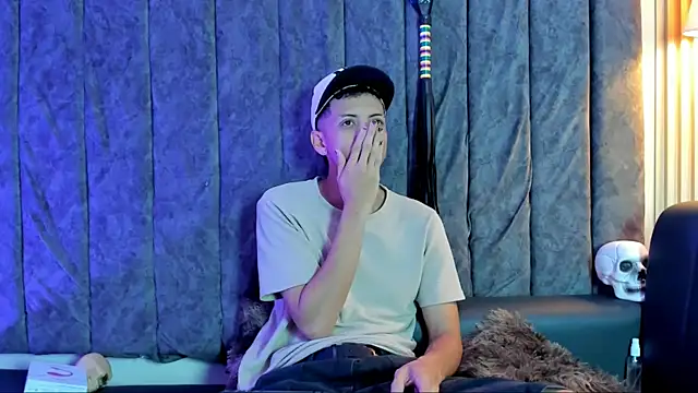 DustinandJordan online show from September 2025 04:49:02 AM