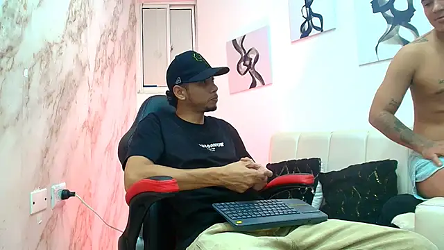 DustinandJordan online show from January 2026 12:04:01 AM