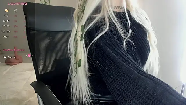 Kira Key online show from February 2026 03:59:02 AM