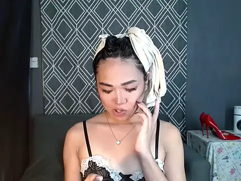 hugesignificant 69 online show from November 2025 04:45:02 AM