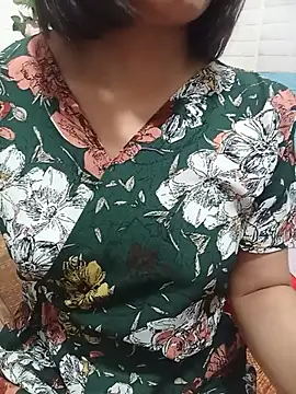 Snapshot of Thaohoa_love chatting on July 2026 10:06:02 PM Thaohoa love online show from July 2026 10:06:02 PM