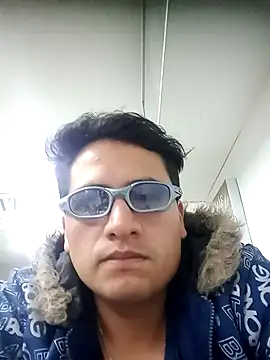 QJHoElyking online show from October 2025 02:22:02 AM