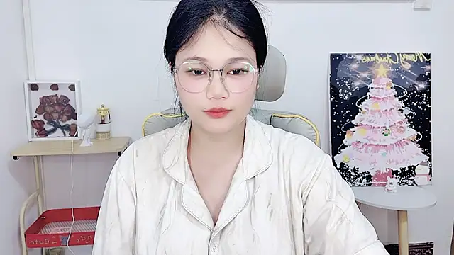 Snapshot of Dec-7758 chatting on May 2026 07:13:02 AM Dec-7758 online show from May 2026 07:13:02 AM