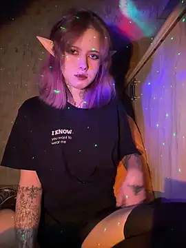 n1ghtcloud online show from November 2025 07:08:02 PM