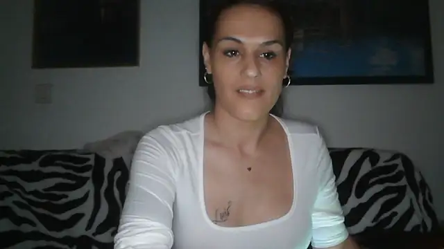 yumara351 online show from November 2025 11:40:02 AM