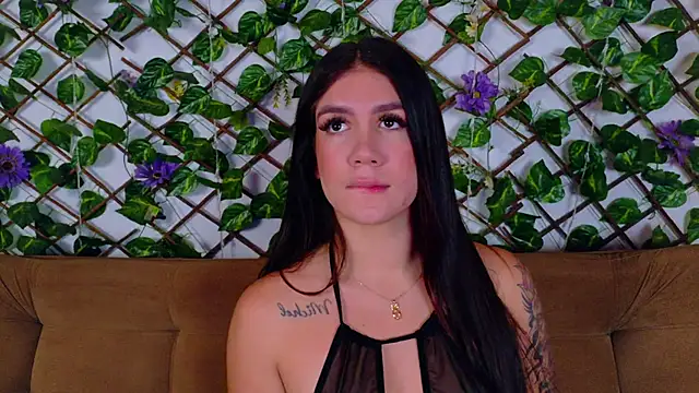 kloe bella online show from February 2026 12:47:02 PM