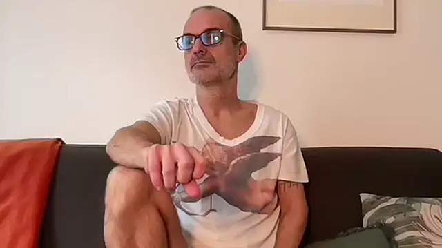 Milkywaymen online show from December 2025 12:25:02 PM