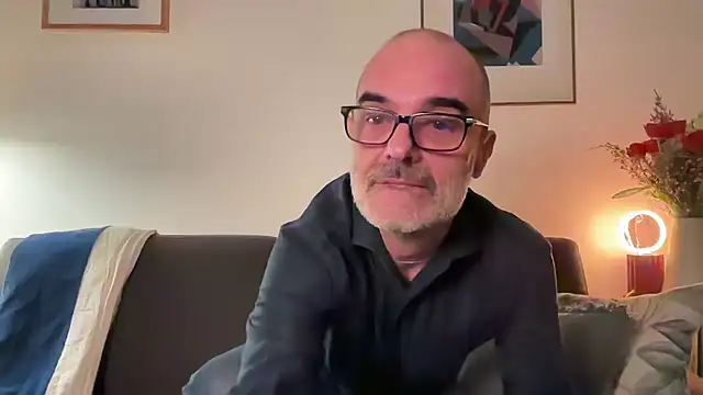 Milkywaymen online show from March 2026 07:50:01 PM