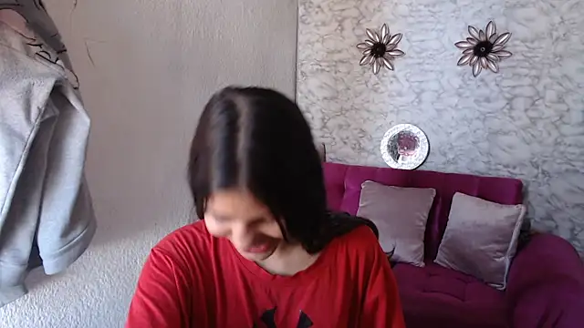 Snapshot of Evagirl69 chatting on June 2026 12:25:02 PM Evagirl69 online show from June 2026 12:25:02 PM