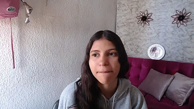 Snapshot of Evagirl69 chatting on June 2026 12:26:02 PM Evagirl69 online show from June 2026 12:26:02 PM