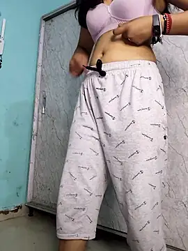 Snapshot of Nisha_cam12 chatting on October 2025 05:00:01 PM Nisha cam12 online show from October 2025 05:00:01 PM