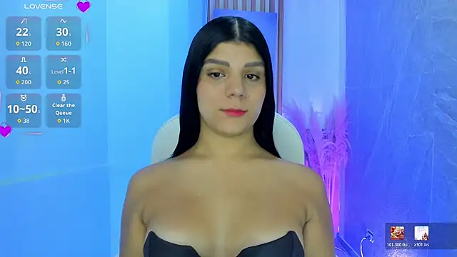 Snapshot of PauliinaBelle_ chatting on June 2026 01:28:01 PM PauliinaBelle online show from June 2026 01:28:01 PM