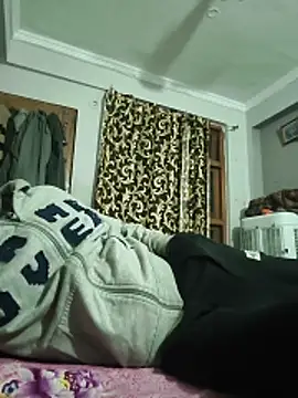 vardh033 online show from February 2026 02:08:02 AM