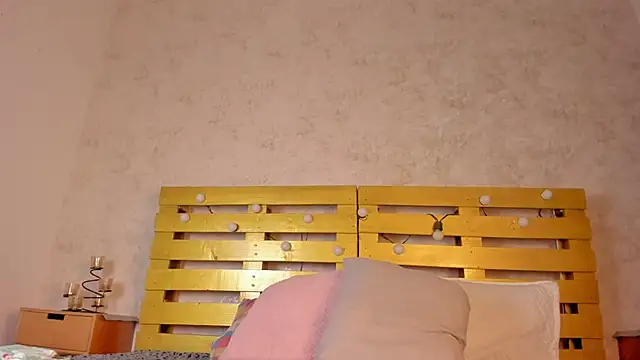 thalia888  online show from October 2025 07:12:02 PM