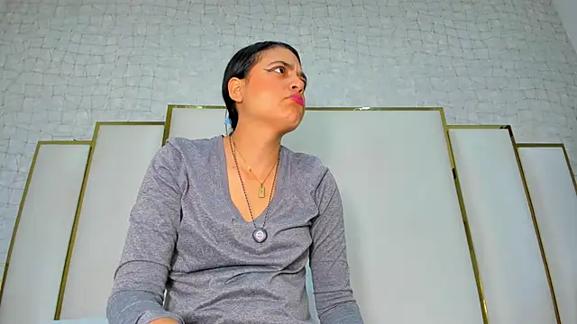 thalia888  online show from January 2026 11:34:01 AM