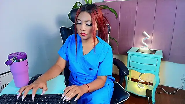 Naiaa Cruz online show from February 2026 07:48:01 PM