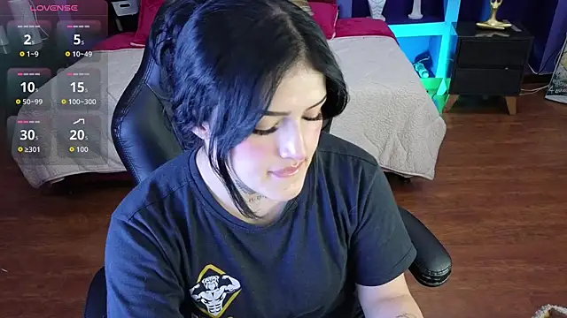 sari belle online show from November 2025 08:24:02 PM