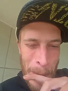 Leshok online show from November 2025 09:47:01 PM