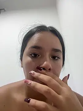 Luciaparker03 online show from July 2026 01:19:01 AM