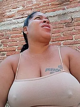Snapshot of Big_ass_submissive chatting on May 2026 04:36:01 PM Big ass submissive online show from May 2026 04:36:01 PM