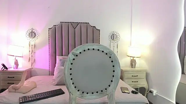 LanaFerrer online show from November 2025 08:12:01 PM