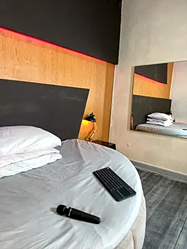 Alexia  cox online show from October 2025 03:16:02 AM