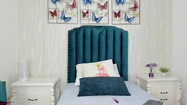 Alison Carde05 online show from December 2025 07:41:01 PM