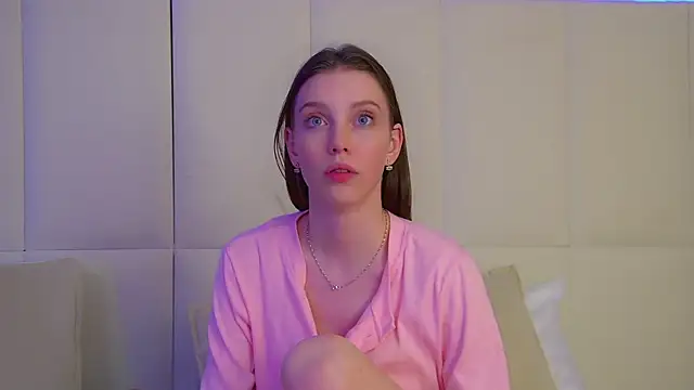 VeronicaVances online show from November 2025 06:29:01 PM