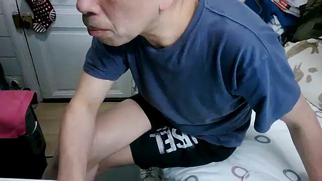 Snapshot of masculado69 chatting on March 2026 07:28:01 PM masculado69 online show from March 2026 07:28:01 PM