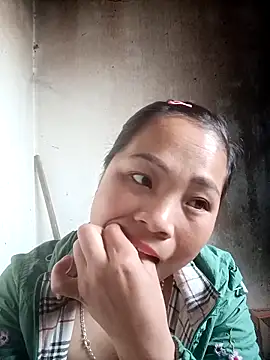 Milan6789 online show from November 2025 12:53:02 AM