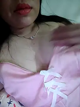 Julyy08 online show from February 2026 03:09:02 PM