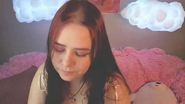 Alis Platt online show from April 2026 01:00:02 AM