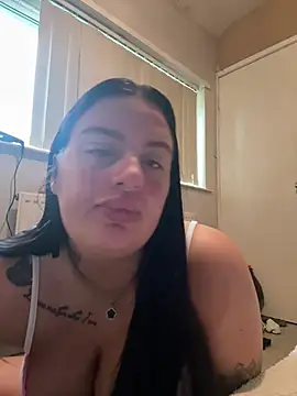 Victoriasteel online show from February 2026 11:28:02 AM