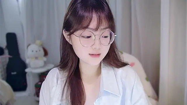 YUANYUAN-A online show from March 2026 12:19:02 PM