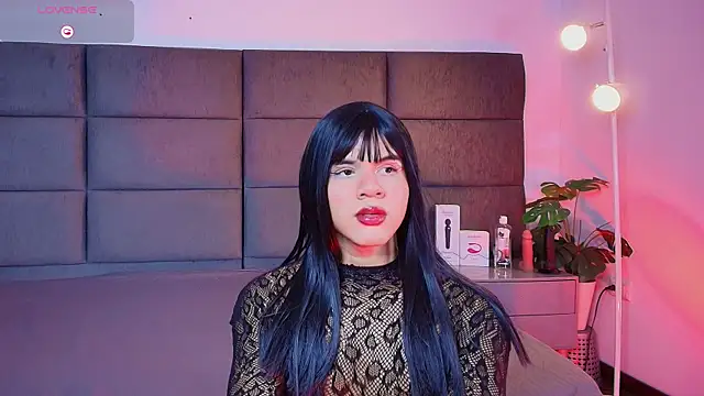 Slenna Moon online show from January 2026 03:20:01 AM