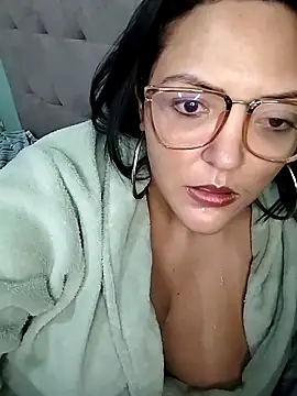 AuroraChest online show from September 2025 07:52:02 AM