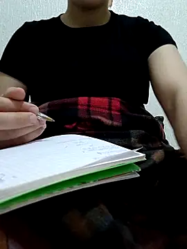 Ahalm online show from October 2025 08:06:02 PM