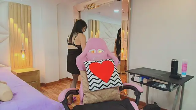 allie pearl online show from September 2025 11:59:02 AM