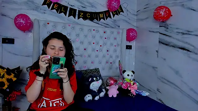 Ari and Storm online show from February 2026 02:18:02 AM