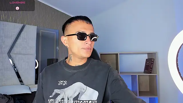 LiamDeep online show from February 2026 08:31:02 PM