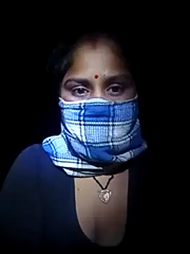 Snapshot of Sheema_tyagi chatting on October 2025 10:43:02 PM Sheema tyagi online show from October 2025 10:43:02 PM