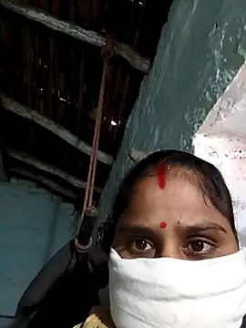 Sheema tyagi online show from October 2025 09:55:02 AM