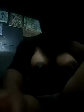 Snapshot of Mnach chatting on February 2026 10:10:02 PM Mnach online show from February 2026 10:10:02 PM