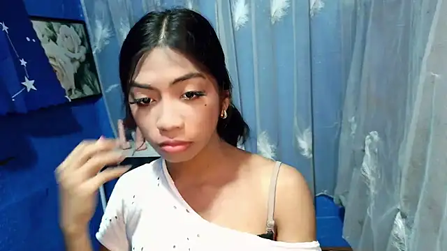 Snapshot of Kayra_Slut122 chatting on September 2025 11:34:01 AM Kayra Slut122 online show from September 2025 11:34:01 AM