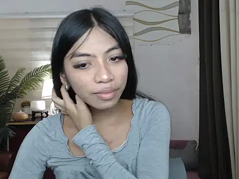 Snapshot of Kayra_Slut122 chatting on October 2025 07:21:02 AM Kayra Slut122 online show from October 2025 07:21:02 AM